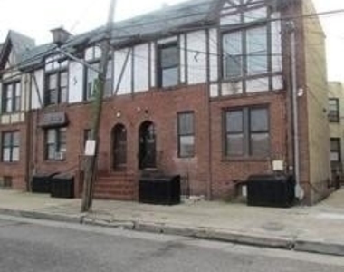 133 Lincoln Avenue - Photo Thumbnail 0