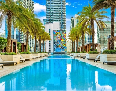 801 S Miami Ave Unit 4708 - Photo Thumbnail 3