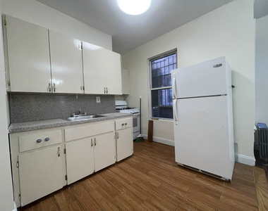 71-15 Austin Street - Photo Thumbnail 1