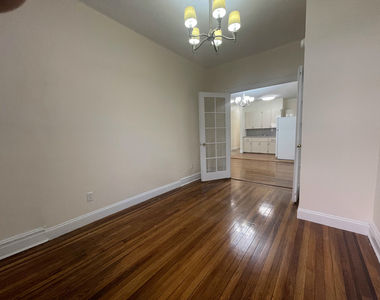 71-15 Austin Street - Photo Thumbnail 3