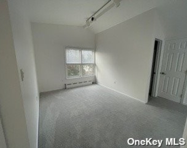 44 Jefferson Avenue - Photo Thumbnail 11