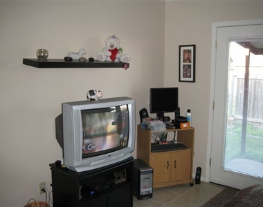 1209 Spring Loop - Photo Thumbnail 7