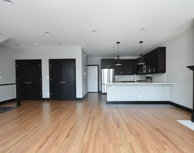 3923 N. Ashland, Unit G - Photo Thumbnail 8