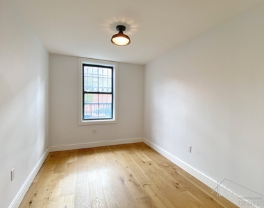 728 Fulton Street - Photo Thumbnail 11