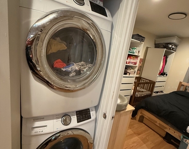 42-3 21st Avenue - Photo Thumbnail 5