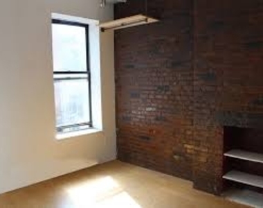 520 East 14th Street - Photo Thumbnail 5