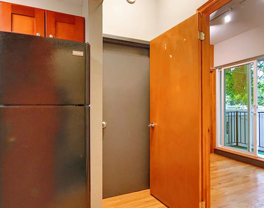 516 East 5th Street - Photo Thumbnail 7