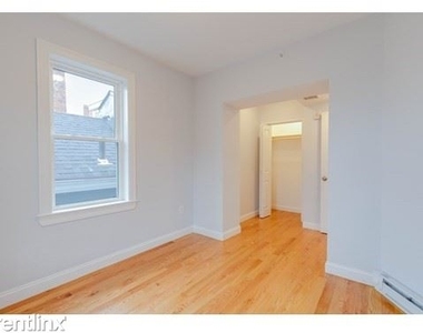 15 Kenilworth St - Photo Thumbnail 7