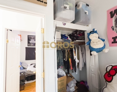 262 East 2nd Street - Photo Thumbnail 4