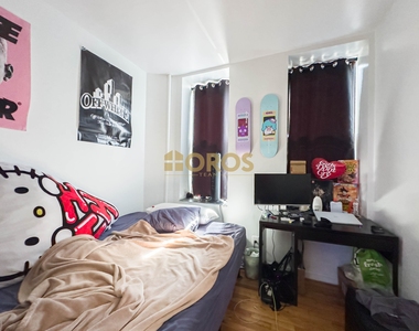 262 East 2nd Street - Photo Thumbnail 3
