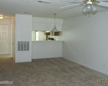 4716 Duval Rd - Photo Thumbnail 6