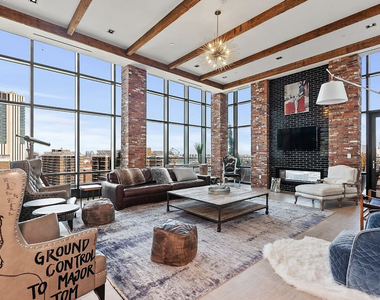 John Street - Photo Thumbnail 4