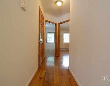 539a Monroe Street - Photo Thumbnail 12