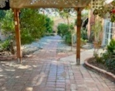 14980 Florentine Street - Photo Thumbnail 11