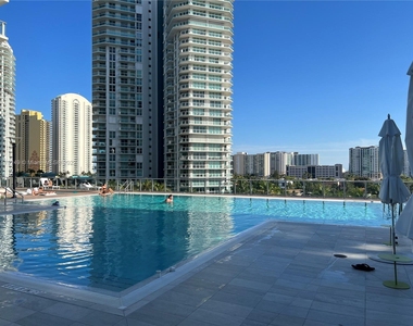 330 Sunny Isles Blvd - Photo Thumbnail 19