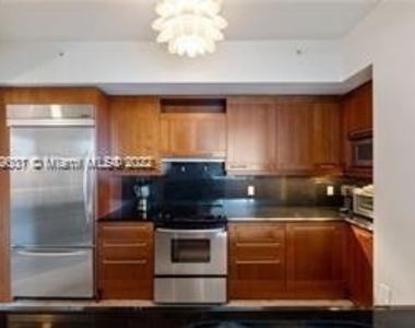 333 Las Olas Way - Photo Thumbnail 12