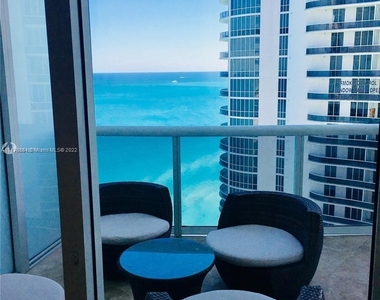 16001 Collins Ave - Photo Thumbnail 24