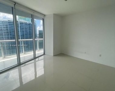 465 Brickell Ave - Photo Thumbnail 22