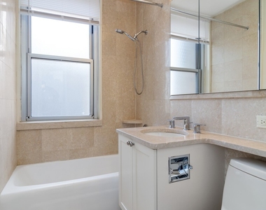 East 39th Street - Photo Thumbnail 9
