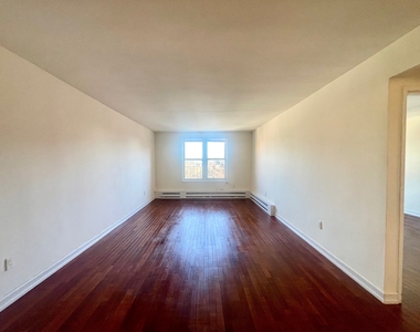 2011 Ocean Avenue - Photo Thumbnail 1