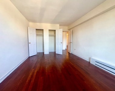 2011 Ocean Avenue - Photo Thumbnail 9