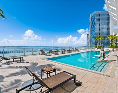 1300 Brickell Bay Dr - Photo Thumbnail 32