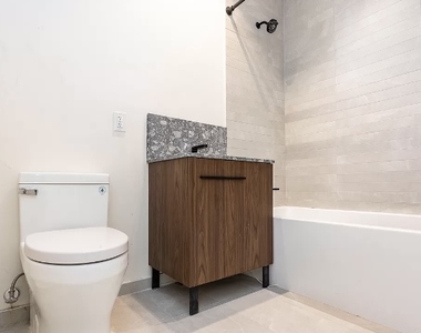 169 Johnson Avenue - Photo Thumbnail 4