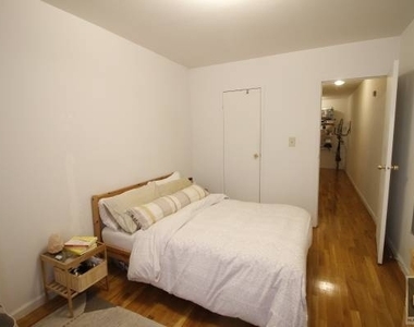 396 Tompkins Avenue - Photo Thumbnail 5