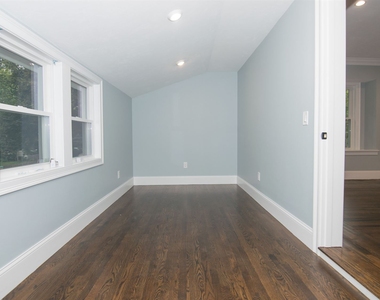 183 Tremont St Apt 2 - Photo Thumbnail 34