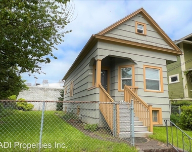 3807 Ne Cleveland Ave. - Photo Thumbnail 15