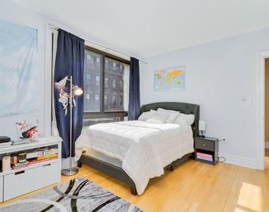 203 West 90th Street - Photo Thumbnail 6