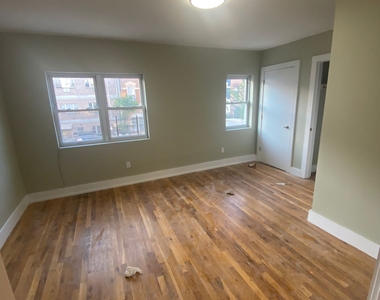 104 Cornelia Street - Photo Thumbnail 5