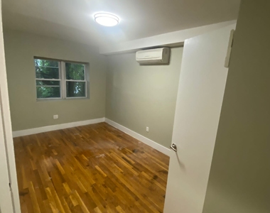 104 Cornelia Street - Photo Thumbnail 3