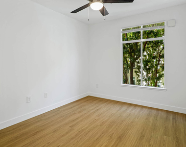 1101 Park Pl. - Photo Thumbnail 35
