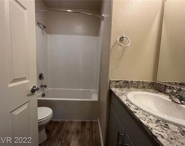 4720 Flower Moon Avenue - Photo Thumbnail 29