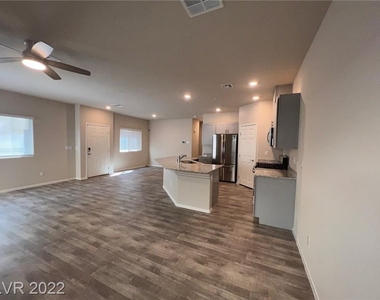 4720 Flower Moon Avenue - Photo Thumbnail 13