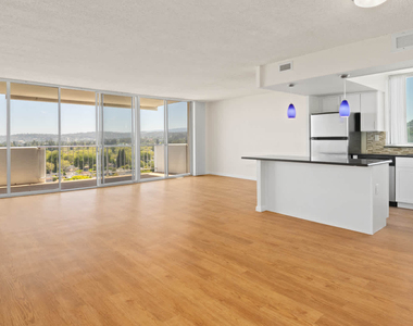 55 West 5th Avenue - Photo Thumbnail 10