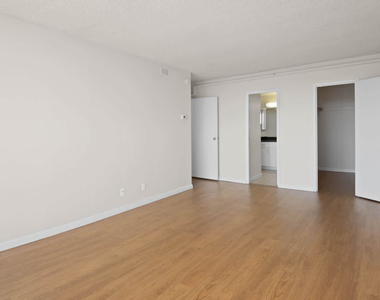 55 West 5th Avenue - Photo Thumbnail 19