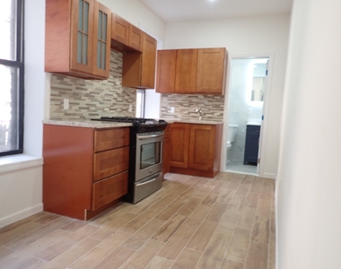 529 Hinsdale Street - Photo Thumbnail 5