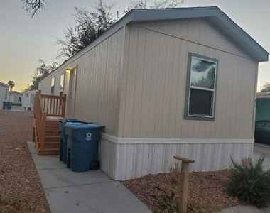 3642 Boulder Highway - Photo Thumbnail 11