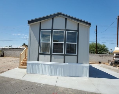 2537 N Las Vegas Blvd Lot 51 - Photo Thumbnail 0