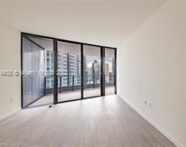 1000 Brickell Plz Unit 2600 - Photo Thumbnail 4