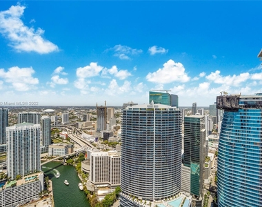 465 Brickell Ave - Photo Thumbnail 11