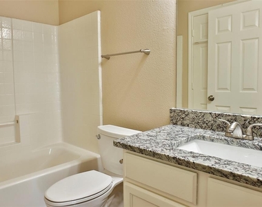 7703 Stanley Court - Photo Thumbnail 11