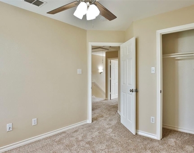 7703 Stanley Court - Photo Thumbnail 20