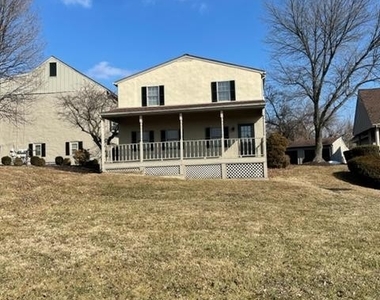 2933 W Germantown Pike - Photo Thumbnail 1