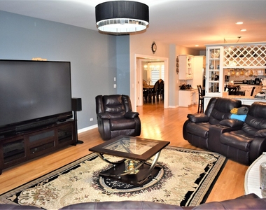 4119 Kingshill Circle - Photo Thumbnail 24