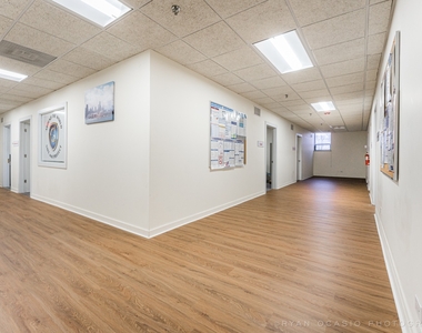 3520 Commercial Avenue - Photo Thumbnail 9