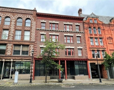 207 Bank Street - Photo Thumbnail 1