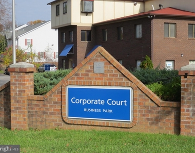 3219 Corporate Court - Photo Thumbnail 4